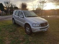 Usata Mercedes ML270 163 CV (119 kW) 2003 Argento SUV