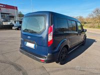Usata Ford Tourneo Titanium 120 CV (88 kW) 2019 Blu Monovolume