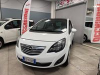 Usata Opel Meriva Cosmo 120 CV (88 kW) 2010 Bianco Monovolume