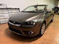 Usata Ford Focus Cabriolet Titanium 145 CV (106 kW) 2007 Bronzo Cabrio