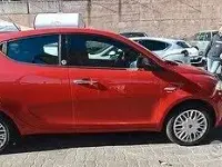 Usata Lancia Ypsilon Platinum 69 CV (50 kW) 2016 Rosso Utilitaria