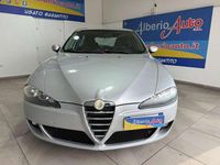 Usata Alfa Romeo 147 Distinctive 120 CV (88 kW) 2005 Argento Utilitaria