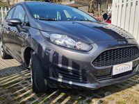 Usata Ford Fiesta Business Edition 75 CV (55 kW) 2016 Grigio Berlina