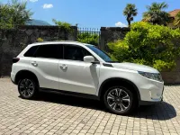Usata Suzuki Vitara 129 CV (94 kW) 2023 Bianco SUV