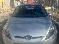 Usata Ford Fiesta 70 CV (51 kW) 2011 Grigio Berlina