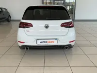 Usata VW Golf VII GTI 245 CV (180 kW) 2019 Bianco Utilitaria