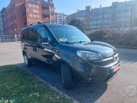 Usata Fiat Doblò Lounge 105 CV (77 kW) 2015 Nero Monovolume
