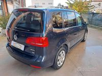 Usata VW Touran Trendline 104 CV (76 kW) 2013 Blu Monovolume