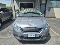 Usata Peugeot 2008 Allure 99 CV (72 kW) 2015 Grigio SUV
