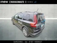 Usata Dacia Jogger Comfort 101 CV (74 kW) 2022 Grigio scuro Monovolume