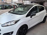 Usata Ford Fiesta 75 CV (55 kW) 2015 Bianco Berlina