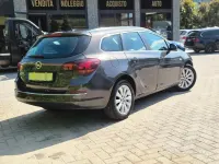 Usata Opel Astra 136 CV (100 kW) 2014 Grigio Station wagon