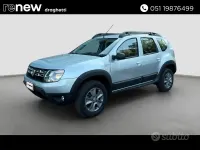 Usata Dacia Duster Lauréate 101 CV (74 kW) 2014 Grigio SUV