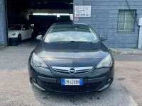Usata Opel Astra GTC Cosmo 165 CV (121 kW) 2012 Nero Berlina