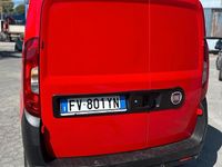 Usata Fiat Doblò Lounge 120 CV (88 kW) 2019 Rosso Monovolume