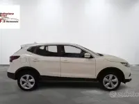 Usata Nissan Qashqai N-Connecta 140 CV (102 kW) 2021 Bianco SUV