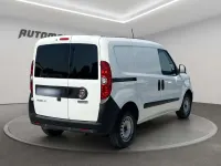 Usata Fiat Doblò 95 CV (69 kW) 2021 Bianco Monovolume