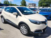 Usata Renault Captur 90 CV (66 kW) 2013 Beige SUV