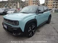 Usata Renault 4 E-Tech Komfort 110 kW (150 CV) 2025 Verde SUV