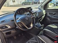 Usata Lancia Ypsilon 95 CV (69 kW) 2016 Grigio Utilitaria