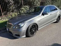 Usata Mercedes E63 AMG AMG 514 CV (378 kW) 2009 Grigio Berlina