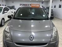 Usata Renault Clio GrandTour 100 CV (73 kW) 2011 Grigio Station wagon