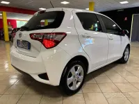 Usata Toyota Yaris 69 CV (50 kW) 2018 Bianco Berlina