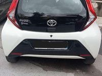 Begagnad Toyota Aygo 72 HK (52 kW) 2019 Vit Halvkombi