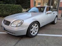 Usata Mercedes SLK200 192 CV (141 kW) 1998 Argento Cabrio