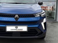 Usata Renault Captur Techno 101 CV (74 kW) 2025 Blu SUV