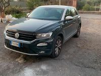 Usata VW T-Roc Style 116 CV (85 kW) 2019 Grigio SUV