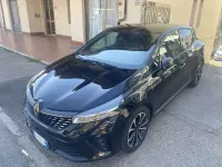Usata Renault Clio V Esprit Alpine 90 CV (66 kW) 2025 Nero Berlina