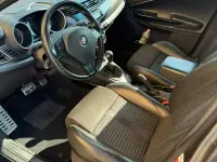 Usata Alfa Romeo Giulietta Distinctive 170 CV (125 kW) 2013 Grigio Utilitaria