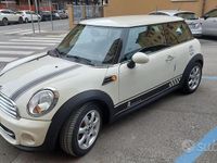 Begagnad Mini Cooper 112 HK (82 kW) 2012 Vit Halvkombi