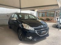 Usata Peugeot 208 Allure 68 CV (50 kW) 2014 Nero Utilitaria