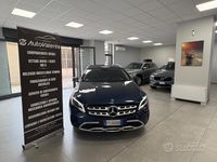 Usata Mercedes GLA180 122 CV (89 kW) 2019 Blu SUV