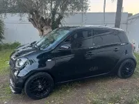 Usado Smart ForFour Brabus 109 CV (80 kW) 2017 Negro Utilitario