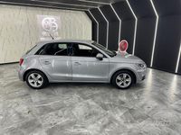 Usata Audi A1 Ambiente 90 CV (66 kW) 2016 Argento Utilitaria