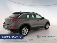 Usata VW T-Roc Life 150 CV (110 kW) 2024 Indium grey metallizzato nero SUV
