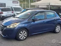 Usata Peugeot 208 Allure 68 CV (50 kW) 2013 Blu Utilitaria