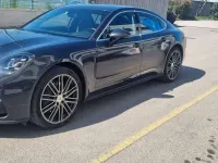 Usata Porsche Panamera 421 CV (309 kW) 2017 Grigio Utilitaria