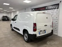 Usata Citroën Berlingo 131 CV (96 kW) 2021 Bianco Monovolume