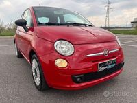 Begagnad Fiat 500 Lounge 69 HK (50 kW) 2013 Röd Sedan