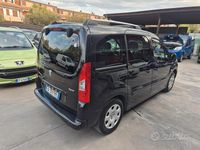 Usata Peugeot Partner Tepee Outdoor 120 CV (88 kW) 2011 Nero Monovolume