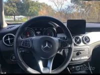 Usata Mercedes GLA200 136 CV (100 kW) 2017 Grigio SUV