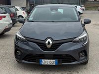 Usata Renault Clio V Intens 101 CV (74 kW) 2021 Grigio Berlina