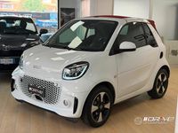 Usata Smart ForTwo Electric Drive Prime 60 kW (82 CV) 2021 Bianco Cabrio
