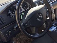 Usata Mercedes 200 140 CV (102 kW) 2008 Argento Monovolume