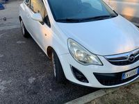Usata Opel Corsa 85 CV (62 kW) 2011 Bianco Coupé