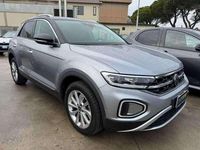Usata VW T-Roc Style 110 CV (80 kW) 2023 Grigio SUV